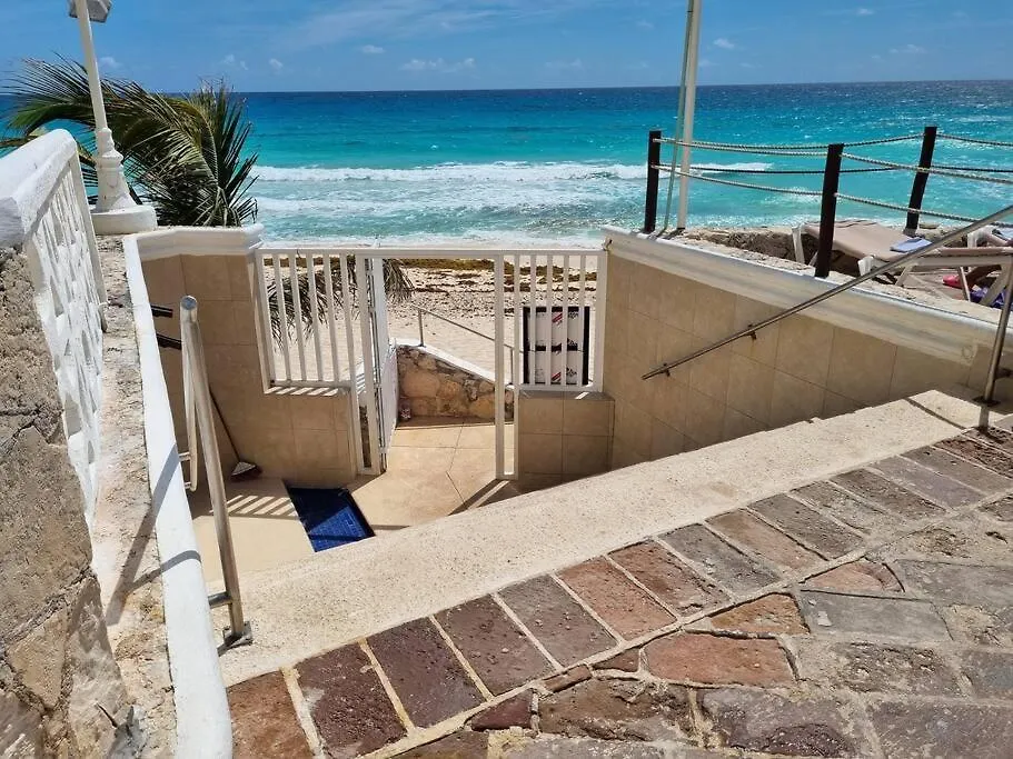 Cancun Plaza Condo Ocean Front